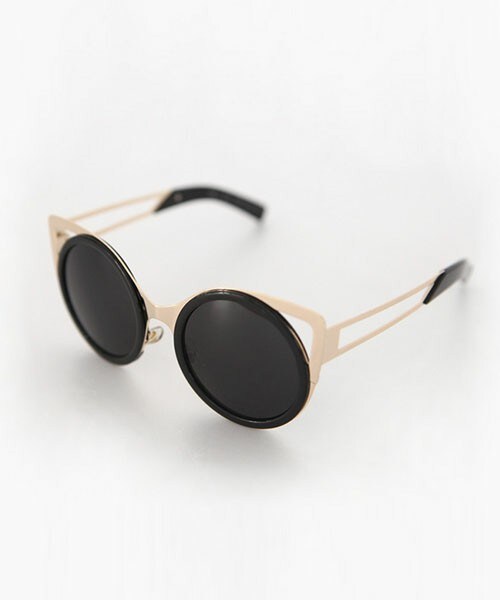 DHOLIC（ディーホリック）の「ゴールドフレームキャッツアイサングラス（サングラス・レディース・ヒョウ柄/ブラック・FREE）」の2枚目の写真