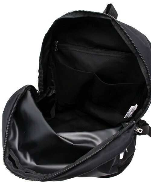 REN（レン）の「REN　ナイロンバッグパック M（バックパック/リュック・メンズ・ブラック・FREE）」の8枚目の写真