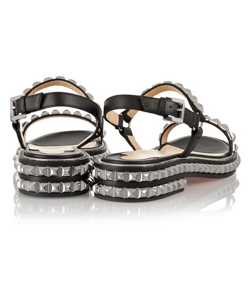 Christian Louboutin（クリスチャンルブタン）の「Christian Louboutin Athossita studded leather sandals（サンダル・レディース・Black・IT40/IT39.5/IT37/IT37.5/IT38/IT36.5/IT41/IT38.5/IT40.5/IT36/IT39）」の2枚目の写真
