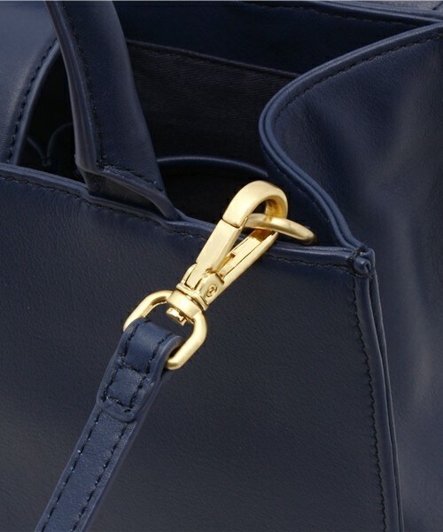 FLYNN（フリン）の「FLYNN 『CLARKE』ハンドバッグ（ハンドバッグ・レディース・ネイビー/ブラック・FREE）」の9枚目の写真