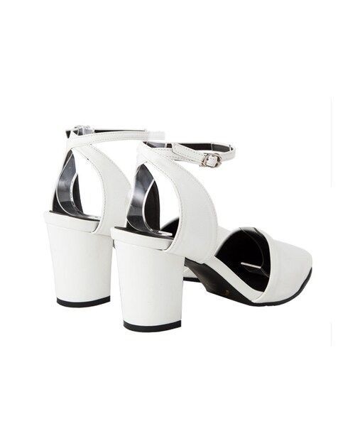 gracegift（グレースギフト）の「韓國尖頭繞踝低跟涼鞋（その他・レディース・白/黑/銀・35/36/37/38/39/40）」の4枚目の写真