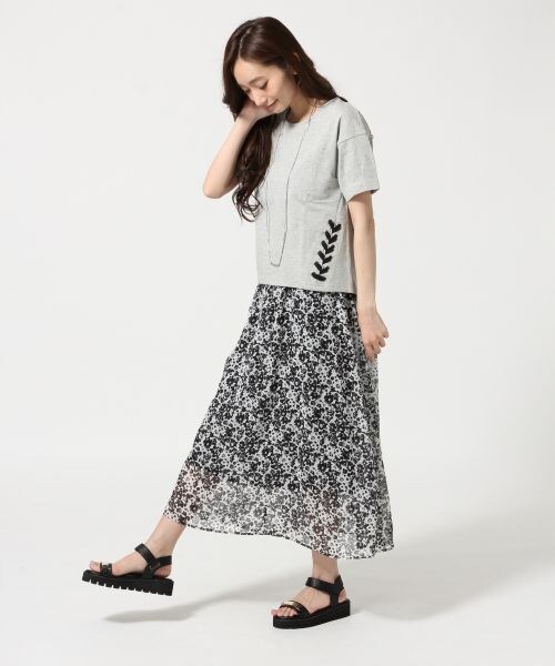 JEANASIS（ジーナシス）の「サイドレースアッププルオーバーSS（トップス・レディース・オフホワイト(05)/ホワイト×ブラック(08)/グレー(15)/ネイビー(88)・FREE）」の14枚目の写真