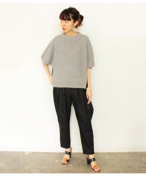 ADAM ET ROPE'（アダムエロペ）の「スリットポンチョ風プルオーバー（ブラウス/シャツ・レディース・グレー/オフホワイト・38）」の8枚目の写真