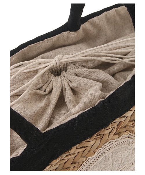 Samansa Mos2(サマンサ モスモス)の「レース付パイピング水草トートバッグ(バッグ・ポーチ・レディース・ブラック/ベージュ・F)」の8枚目の写真