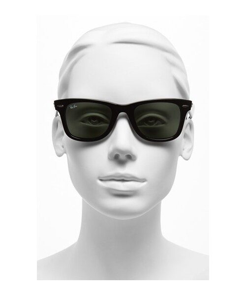 Ray-Ban(レイバン)の「Ray-Ban 'Classic Wayfarer' 50mm Sunglasses(サングラス・レディース・Black/Tortoise)」の3枚目の写真