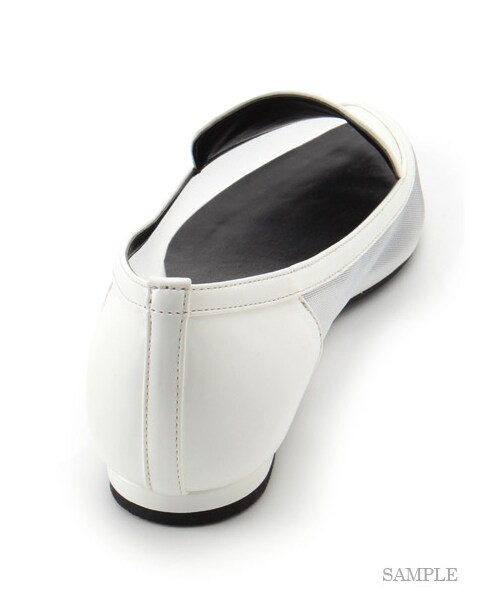 FRAY I.D（フレイアイディー）の「オペラシューズ（パンプス・レディース・WHT/BLK・36/37/38）」の4枚目の写真