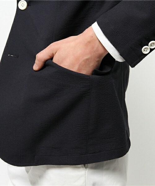 MEN'S BIGI（メンズビギ）の「シアサッカー ストレッチジャケット/オンオフ兼用（テーラードジャケット・メンズ・ホワイト/ネイビー・SMALL/MEDIUM/LARGE）」の10枚目の写真