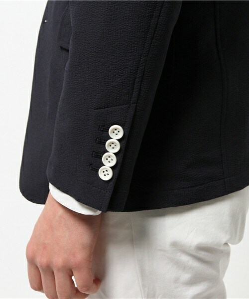 MEN'S BIGI（メンズビギ）の「シアサッカー ストレッチジャケット/オンオフ兼用（テーラードジャケット・メンズ・ホワイト/ネイビー・SMALL/MEDIUM/LARGE）」の8枚目の写真