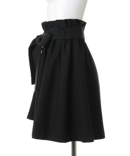 31 Sons de mode(トランテアン ソン ドゥ モード)の「リボン付フレアキュロット(パンツ・レディース・ブラック/ホワイト/サックスブルー・36/38)」の4枚目の写真