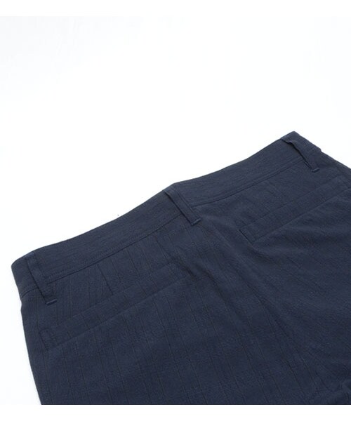 KATHARINE HAMNETT LONDON （キャサリンハムネットロンドン）の「SHADOW CHECK SUCKER PANTS（パンツ・メンズ・ブラック/ネイビー・M/L/XL）」の8枚目の写真