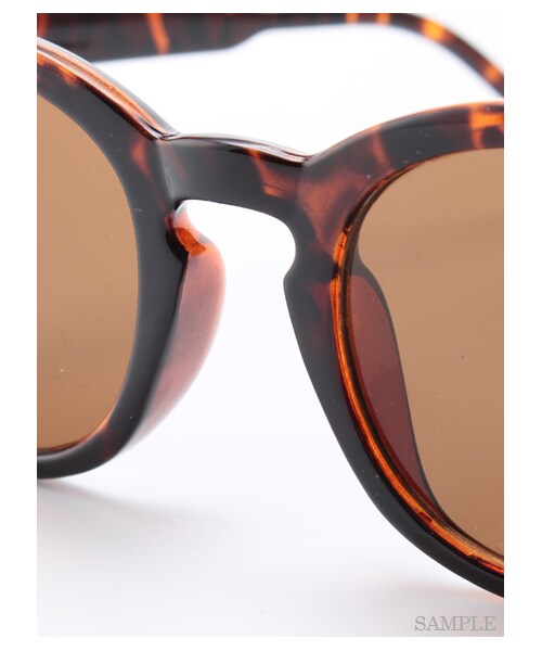 Mila Owen（ミラオーウェン）の「ラウンドフレームサングラス（サングラス・レディース・BLK/BRW・F）」の4枚目の写真