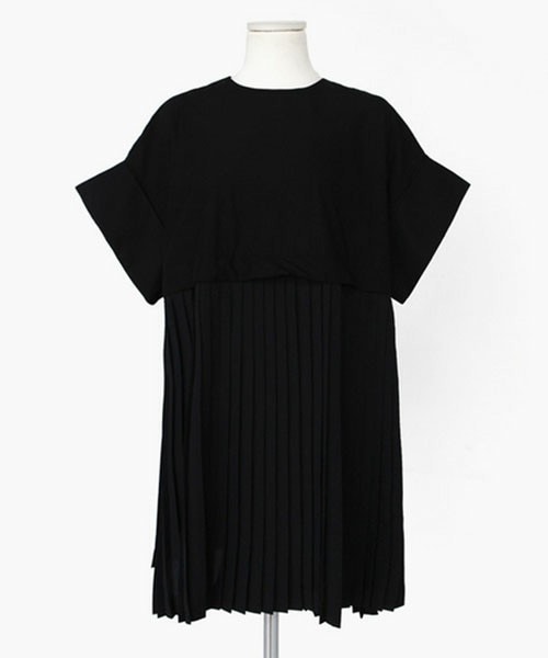 DHOLIC（ディーホリック）の「切替プリーツミニワンピース（ワンピース・レディース・ホワイト/ブラック・FREE）」の2枚目の写真