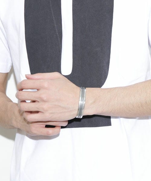 UNDERCOVER シルバーバングル/ UC2C6A02 UNDERCOVER シルバーバングル/ UC2C6A02 GOLD｜UC2C6A02