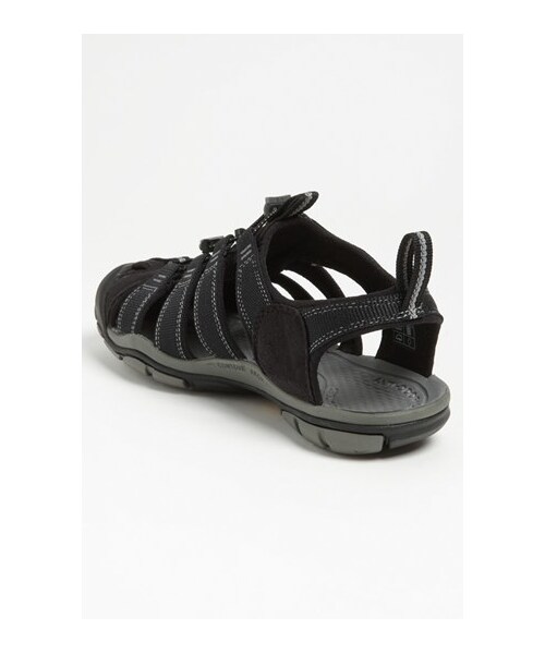 KEEN（キーン）の「Keen 'Clearwater CNX' Sandal (Men)（サンダル・メンズ・Black/ Gargoyle・9.5 M/7 M/13 M/11.5 M/8 M/9 M/10 M/11 M/7.5 M/14 M/8.5 M/10.5 M/15 M）」の4枚目の写真