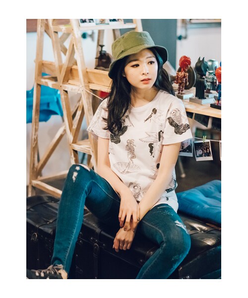 lazybone（レイジーボーン）の「Greek Mythology（トップス・レディース・白色・S/M）」の3枚目の写真