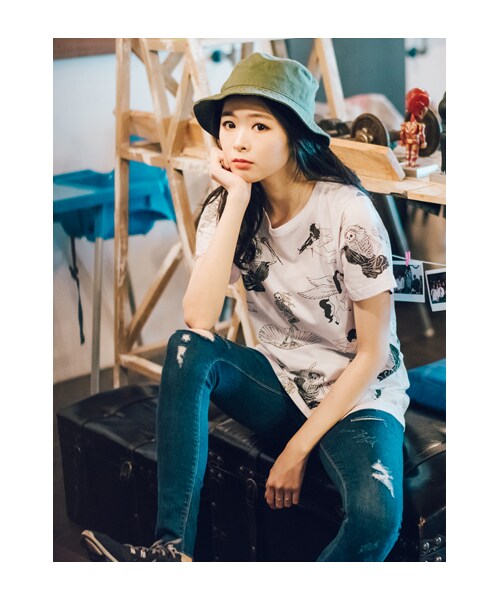 lazybone（レイジーボーン）の「Greek Mythology（トップス・レディース・白色・S/M）」の4枚目の写真