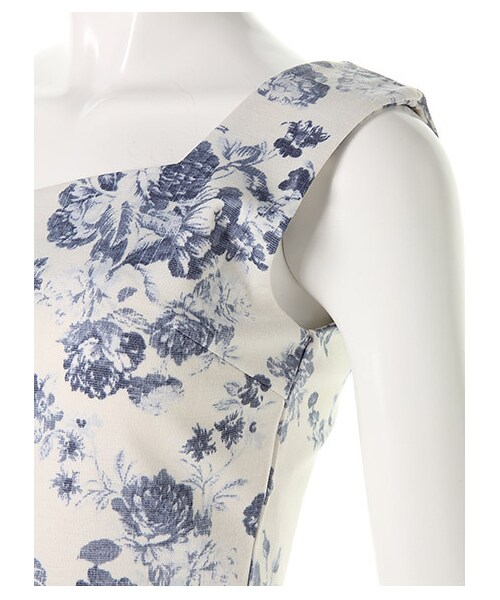 ROYAL PARTY（ロイヤルパーティー）の「フラワープリント ペプラムセットアップ（その他・レディース・ブルー/オフホワイト系・F）」の7枚目の写真