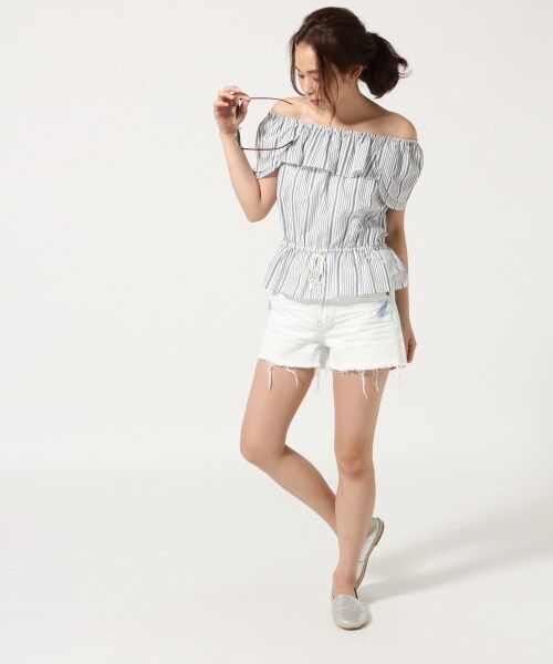 LOWRYS FARM（ローリーズファーム）の「ＢＡＳＩＣデニムショーツ（パンツ・レディース・オフ80/USED85・Ｍ/Ｌ）」の4枚目の写真