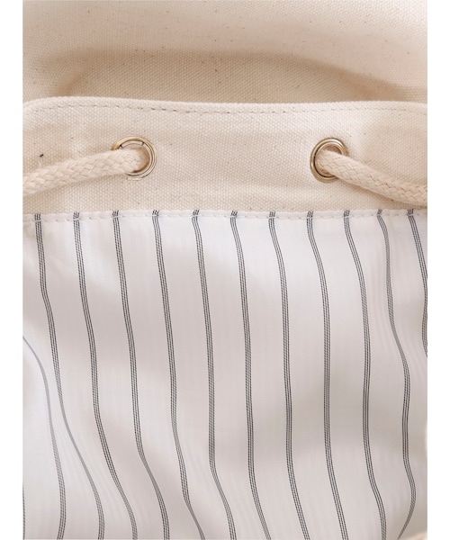 Ungrid（アングリッド）の「キャンバスリュックサック（バッグ・レディース・オフホワイト/カーキ・F）」の13枚目の写真