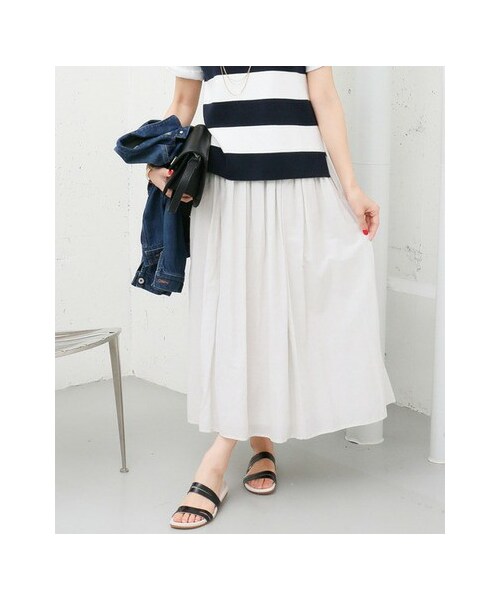 URBAN RESEARCH DOORS(アーバンリサーチドアーズ)の「コットンギャザーロングスカート(スカート・レディース・LIGHT GRAY/BEIGE/GREEN/NAVY・one)」の6枚目の写真