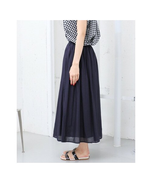 URBAN RESEARCH DOORS(アーバンリサーチドアーズ)の「コットンギャザーロングスカート(スカート・レディース・LIGHT GRAY/BEIGE/GREEN/NAVY・one)」の13枚目の写真