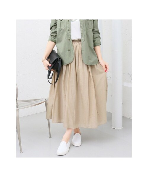 URBAN RESEARCH DOORS(アーバンリサーチドアーズ)の「コットンギャザーロングスカート(スカート・レディース・LIGHT GRAY/BEIGE/GREEN/NAVY・one)」の8枚目の写真