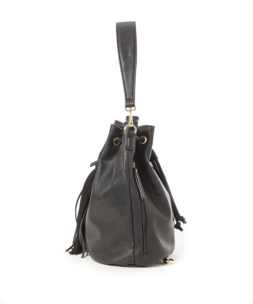 JEANASIS(ジーナシス)の「【通常販売スタート】タッセル3WAYキンチャク(バッグ・レディース・アイボリー/ブラック・FREE)」の4枚目の写真