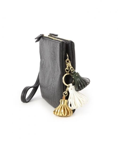 JEANASIS（ジーナシス）の「3タッセルミニショルダー（バッグ・レディース・マルチ/ブラック/レッド・FREE）」の5枚目の写真