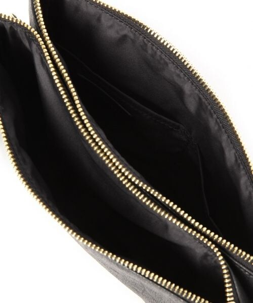 JEANASIS（ジーナシス）の「3タッセルミニショルダー（バッグ・レディース・マルチ/ブラック/レッド・FREE）」の8枚目の写真