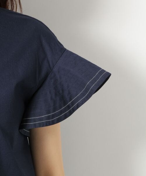 A part by（アパートバイ）の「ＣローンソデフレアＳＳブラウス（トップス・レディース・ホワイト　05/カーキ　78/ネイビー　88・Ｍ/Ｌ）」の10枚目の写真