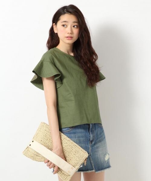 A part by（アパートバイ）の「ＣローンソデフレアＳＳブラウス（トップス・レディース・ホワイト　05/カーキ　78/ネイビー　88・Ｍ/Ｌ）」の2枚目の写真