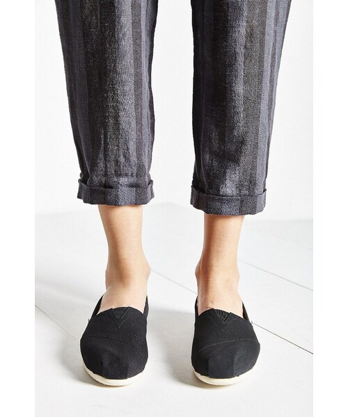 TOMS（トムス）の「TOMS Slip-On Shoe（その他パンツ・レディース・RED/GREY/NAVY/BLACK・8/7.5/7/6/8.5/9/10）」の18枚目の写真
