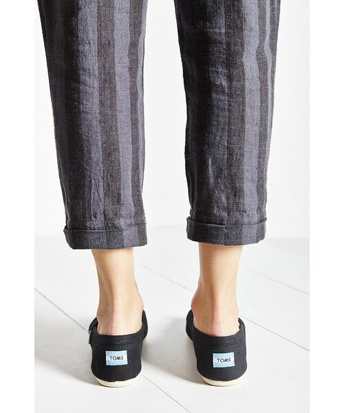 TOMS（トムス）の「TOMS Slip-On Shoe（その他パンツ・レディース・RED/GREY/NAVY/BLACK・8/7.5/7/6/8.5/9/10）」の20枚目の写真