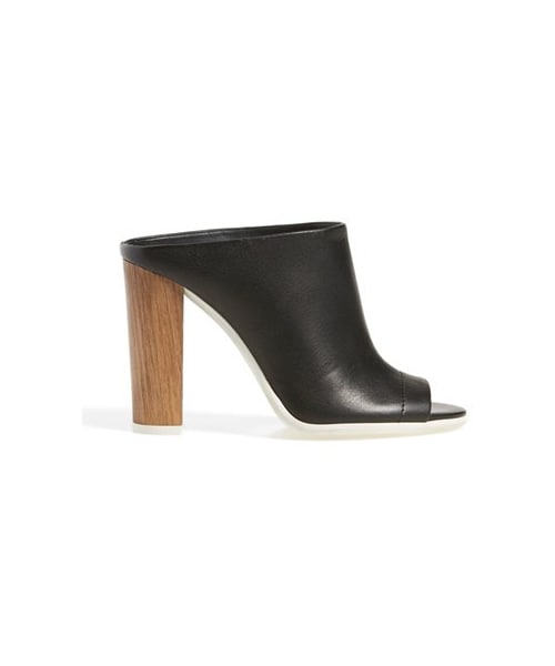 VINCE（ヴィンス）の「Vince 'Allison' Leather Mule Bootie (Women)（サンダル・レディース・Black/Heather Indigo/Nude・9 M/9.5 M/8 M/7.5 M/5 M/11 M/7 M/10 M/8.5 M/6.5 M/6 M/5.5 M）」の4枚目の写真