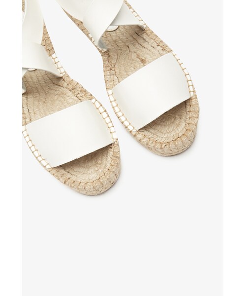 FOREVER 21(フォーエバー トゥエンティーワン)の「FOREVER 21 Faux Leather Espadrille Sandals(サンダル・レディース・Black/Camel/Cream・8/10/9/7/6)」の15枚目の写真