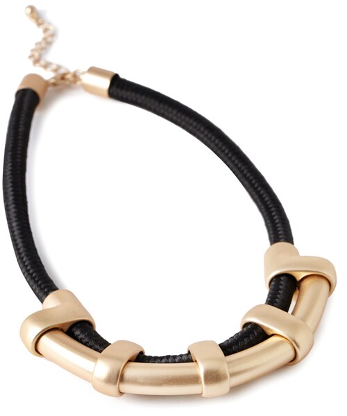 FOREVER 21（フォーエバー トゥエンティーワン）の「FOREVER 21 Matte Metal Statement Necklace（ネックレス・レディース・Matte gold/black・One size）」の5枚目の写真