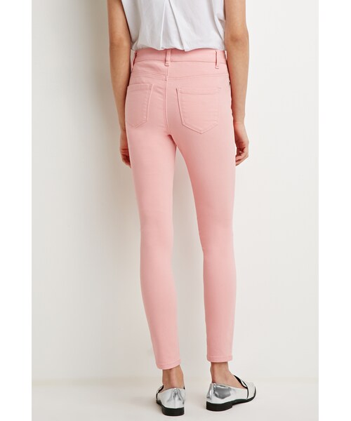 FOREVER 21(フォーエバー トゥエンティーワン)の「FOREVER 21 Classic Skinny Jeans(デニムパンツ・レディース・White/Pink・31/24/25/26/27/28/29/30)」の2枚目の写真