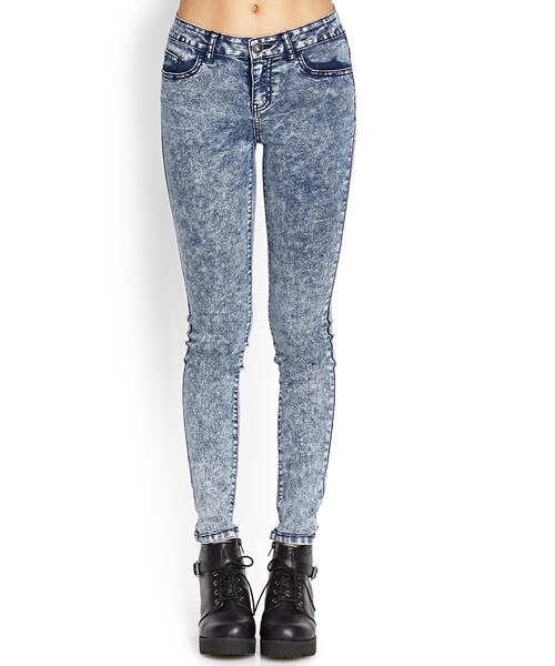 FOREVER 21（フォーエバー トゥエンティーワン）の「FOREVER 21 Acid Wash Skinny Jeans（デニムパンツ・レディース・Indigo・28）」の3枚目の写真