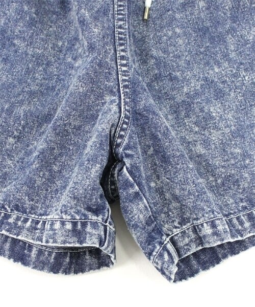 RNA（アールエヌエー）の「＜予約＞デニムイージーハーフパンツ（パンツ・レディース・インディゴケミカル/インディゴブルー・M）」の8枚目の写真