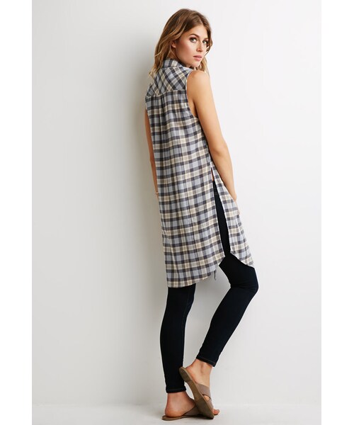 FOREVER 21（フォーエバー トゥエンティーワン）の「ロングサイドスリットプレイドチェックシャツ（その他・レディース・GREY/YELLOW・X-Small/Small/Medium/Large）」の2枚目の写真