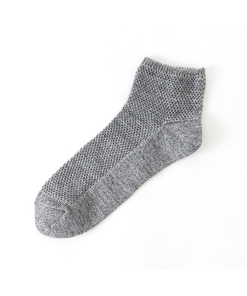 靴下屋（クツシタヤ）の「スペック総メッシュショートソックス（ソックス・靴下・レディース・キナリ/グレーモク/アカ/サックス/デニム/インディゴ・22.0～24.0cm）」の2枚目の写真