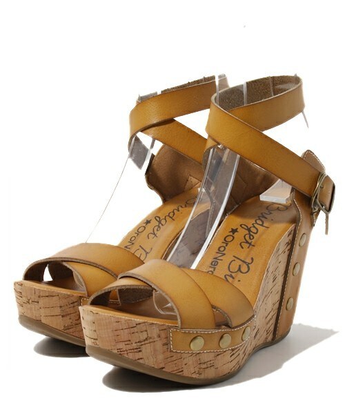 Bridget Birkin(ブリジットバーキン)の「【OroNero×Bridget Birkin】ベルトウエッジサンダル(サンダル・レディース・ブラウン/ダークブラウン/ベージュ/イエロー・35/36/37/38)」の1枚目の写真