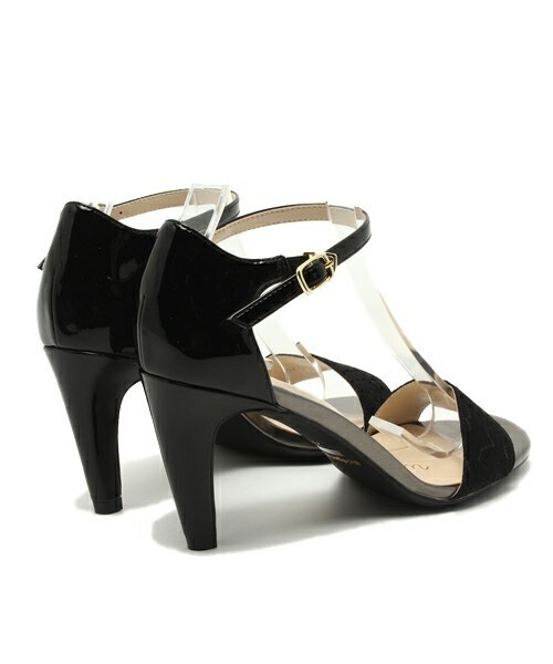 Bridget Birkin(ブリジットバーキン)の「花柄生地ヒールサンダル (542001)(サンダル・レディース・ホワイト/ブラック/イエロー/オレンジ・22.5/23/23.5/24/24.5/22)」の7枚目の写真