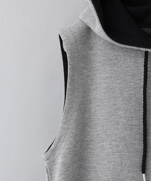 JEANASIS（ジーナシス）の「ウラケフードプルオーバー（トップス・レディース・オフホワイト(08)/グレー(15)・ＦREE）」の5枚目の写真