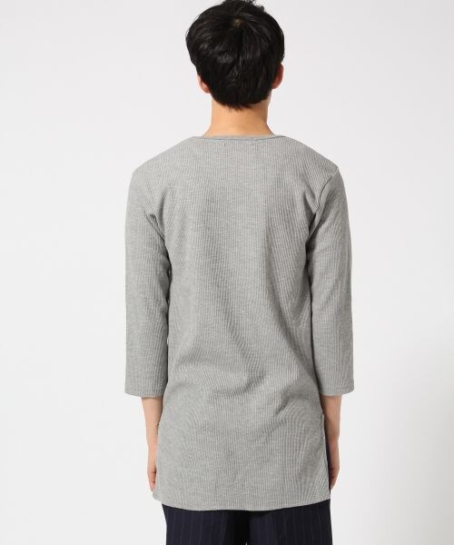 RAGEBLUE（レイジブルー）の「＜トレンドのロング丈＞ワッフルクルー7分袖（トップス・メンズ・ホワイト02/グレー12・Ｍ/Ｌ）」の6枚目の写真