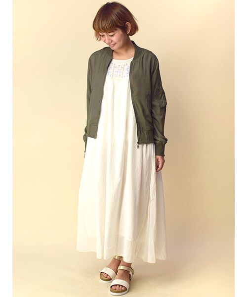 w closet（ダブルクローゼット）の「MA-1ブルゾン（ジャケット/アウター・レディース・カーキ/ブラック・FREE）」の9枚目の写真