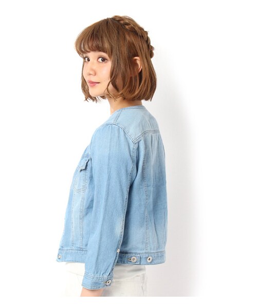 PAGEBOY（ページボーイ）の「7分袖ノーカラーデニムジャケット（ジャケット/アウター・レディース・ライトブルー/ブルー/ネイビー）」の6枚目の写真