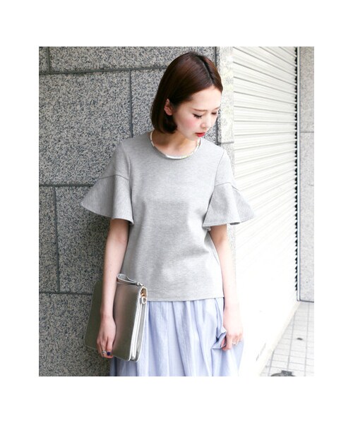 KBF（ケイビーエフ）の「袖フレアーTOPS（トップス・レディース・WHITE/L/BLUE/TOPGRAY・one）」の6枚目の写真