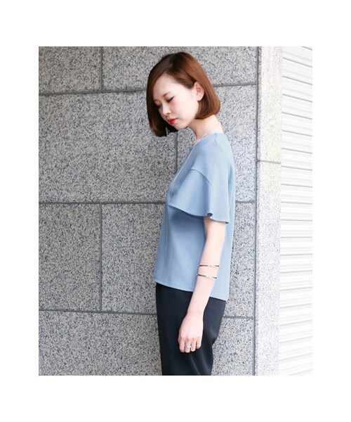 KBF（ケイビーエフ）の「袖フレアーTOPS（トップス・レディース・WHITE/L/BLUE/TOPGRAY・one）」の13枚目の写真