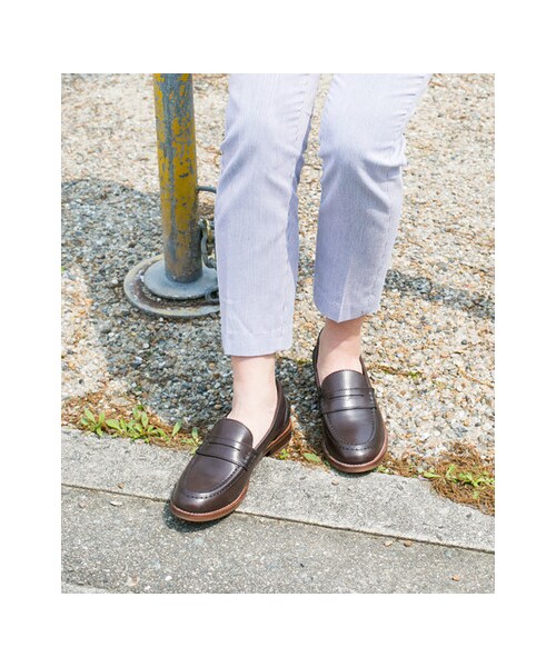 URBAN RESEARCH DOORS(アーバンリサーチドアーズ)の「レザーコインローファー(シューズ・レディース・BROWN/BLACK・36/37/38)」の3枚目の写真